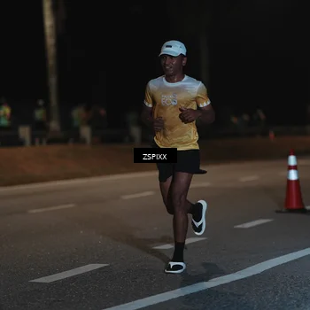 Runner Photo 5915471