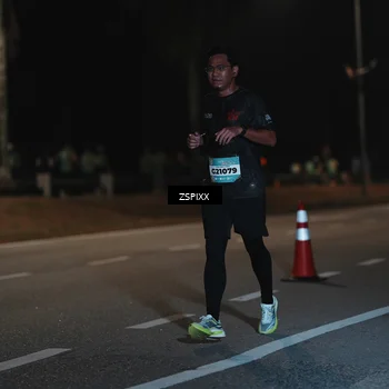 Runner Photo 5915502