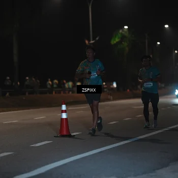 Runner Photo 5915550