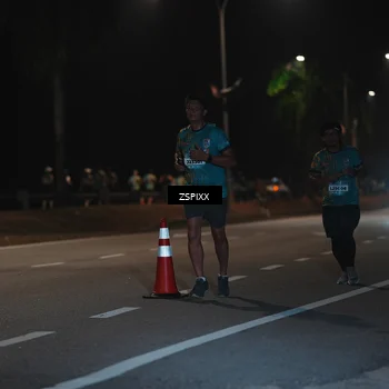 Runner Photo 5915564