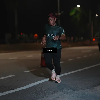 Runner Photo 5915628