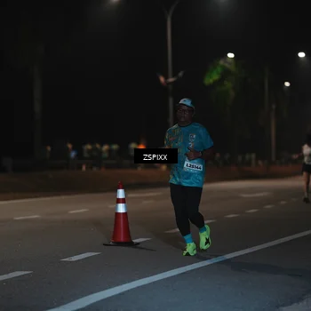 Runner Photo 5915630