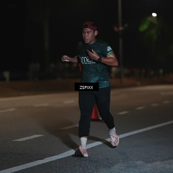 Runner Photo 5915634