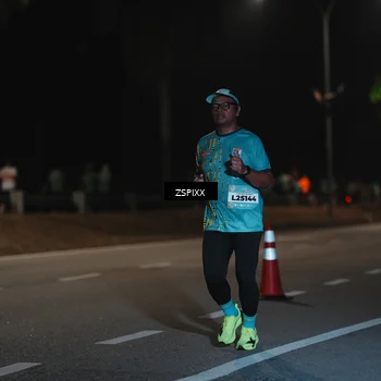 Runner Photo 5915656