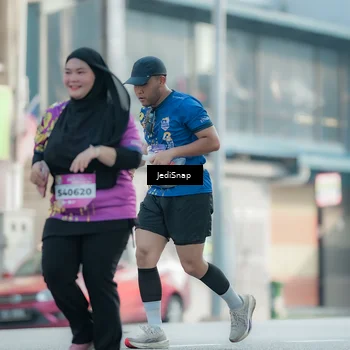 Runner Photo 5915673