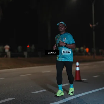 Runner Photo 5915675