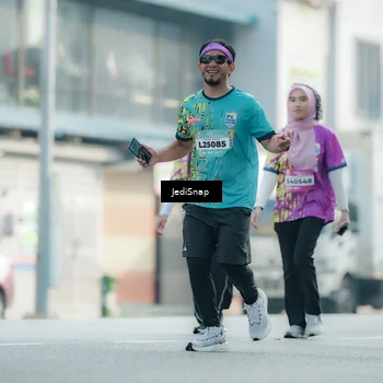 Runner Photo 5915688