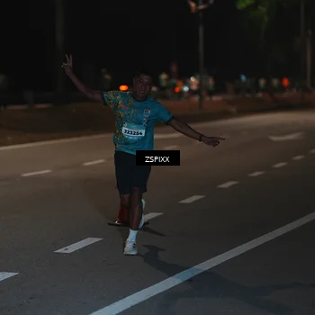 Runner Photo 5915710