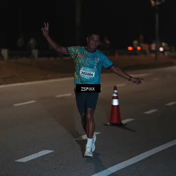 Runner Photo 5915721