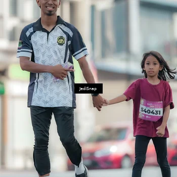 Runner Photo 5915754