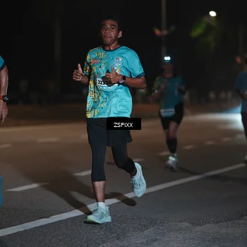 Runner Photo 5915778