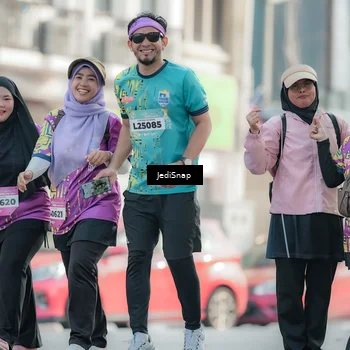 Runner Photo 5915840