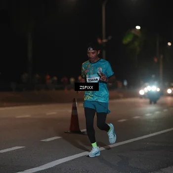 Runner Photo 5915844