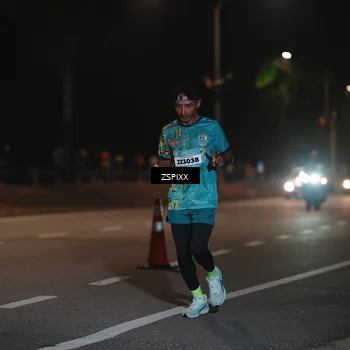 Runner Photo 5915855