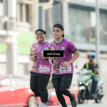 Runner Photo 5915874