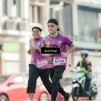 Runner Photo 5915880