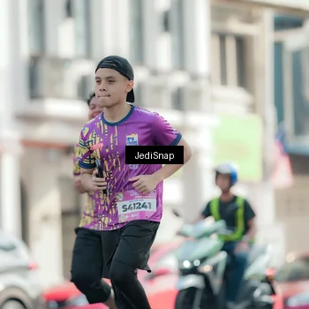 Runner Photo 5915886