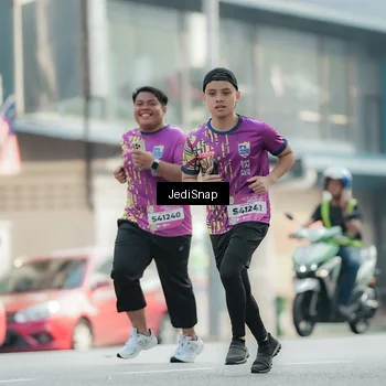 Runner Photo 5915887