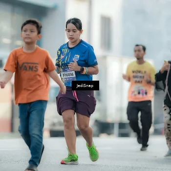 Runner Photo 5915967
