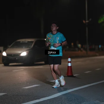 Runner Photo 5916020