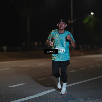 Runner Photo 5916043