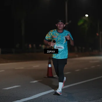Runner Photo 5916045