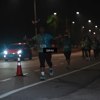 Runner Photo 5916058