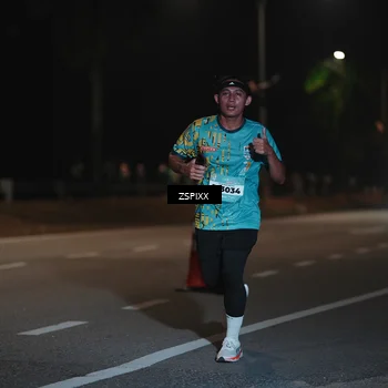Runner Photo 5916063
