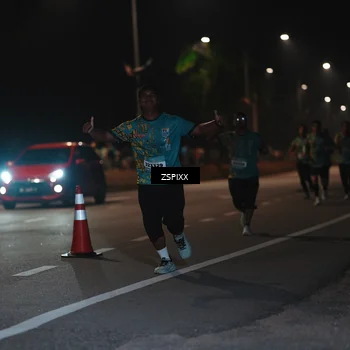 Runner Photo 5916065