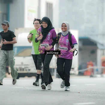 Runner Photo 5916067