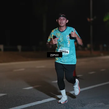 Runner Photo 5916071