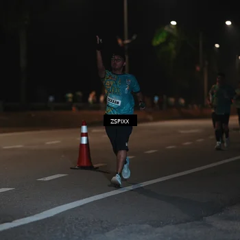 Runner Photo 5916107