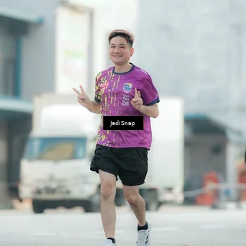 Runner Photo 5916111