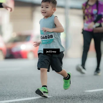 Runner Photo 5916146