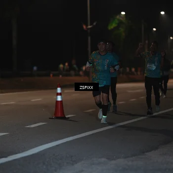 Runner Photo 5916153