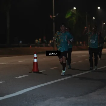 Runner Photo 5916157