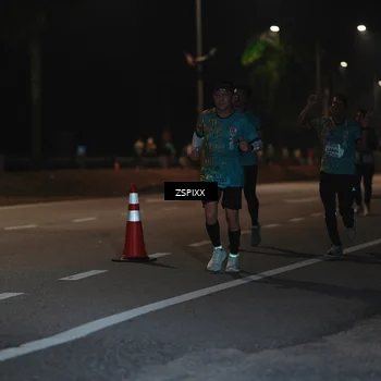 Runner Photo 5916165