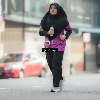 Runner Photo 5916168