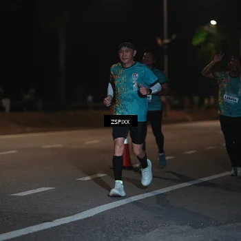 Runner Photo 5916176