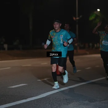 Runner Photo 5916177