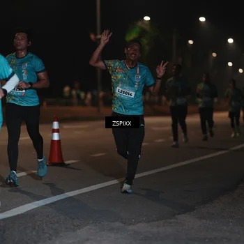 Runner Photo 5916183