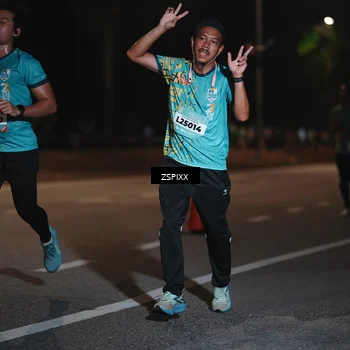 Runner Photo 5916202