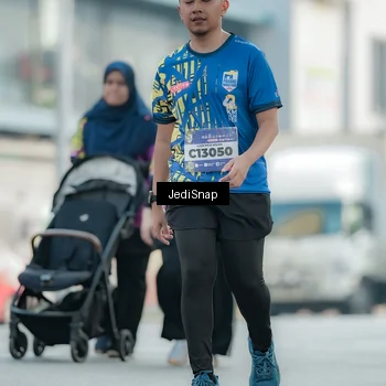 Runner Photo 5916241