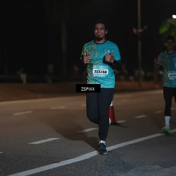 Runner Photo 5916244