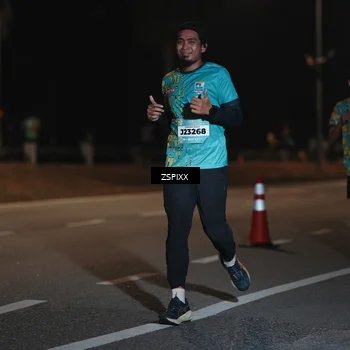 Runner Photo 5916257