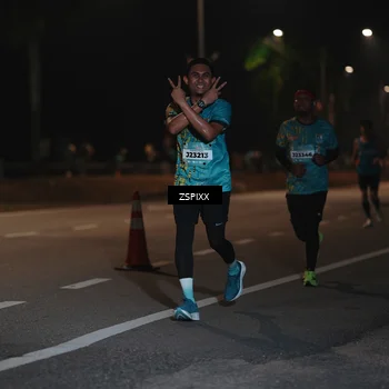 Runner Photo 5916273