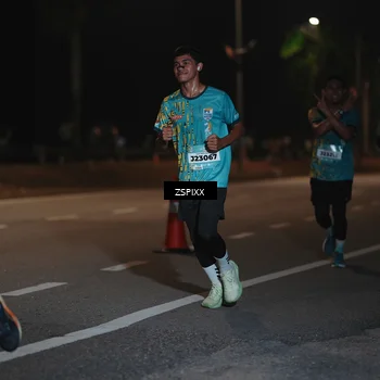 Runner Photo 5916276