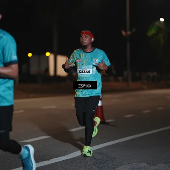 Runner Photo 5916300