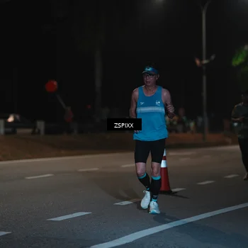 Runner Photo 5916330