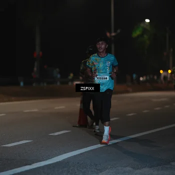 Runner Photo 5916353